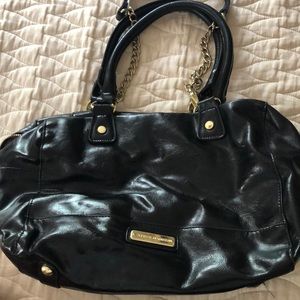 Only been worn a few times, good condition!